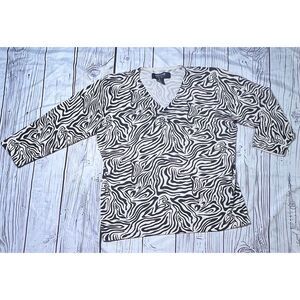 Parisian Signature Zebra Print V-Neck 3/4 Sleeve Blouse Silk Blend Medium Petite